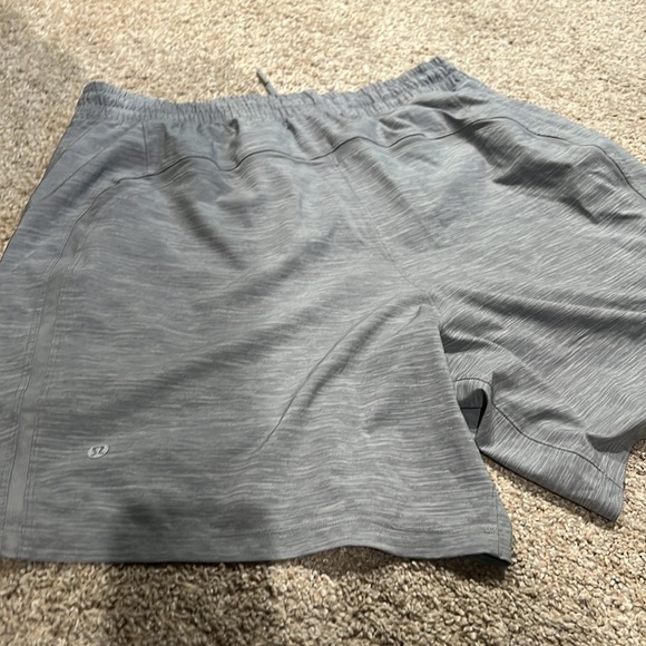 Like new lululemon - Picture 2 of 2